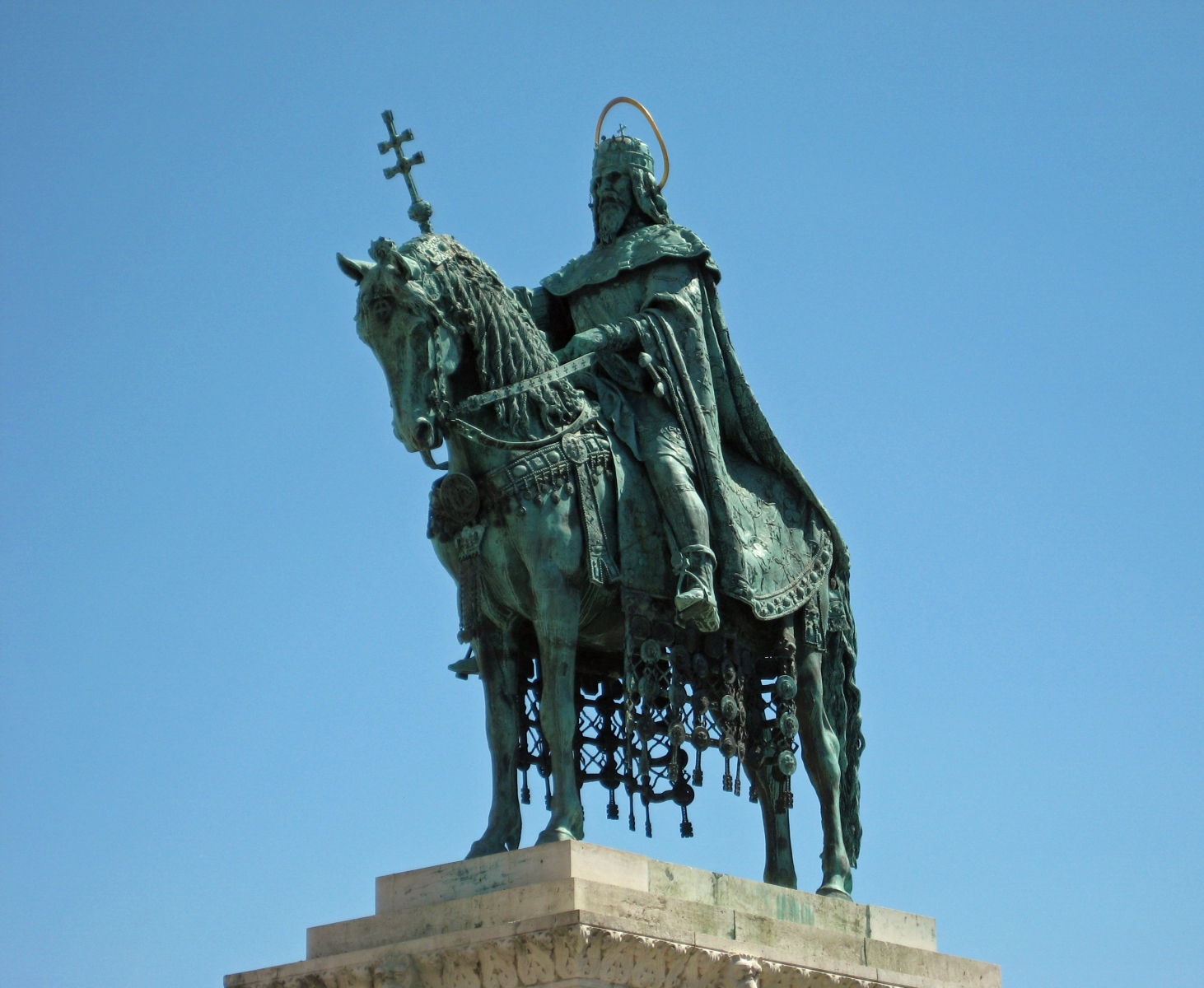 St, Stephan, First Hungarian King, bronze, Budapest, Hungary