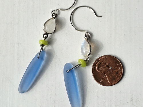 Blue glass earrings with moonstones