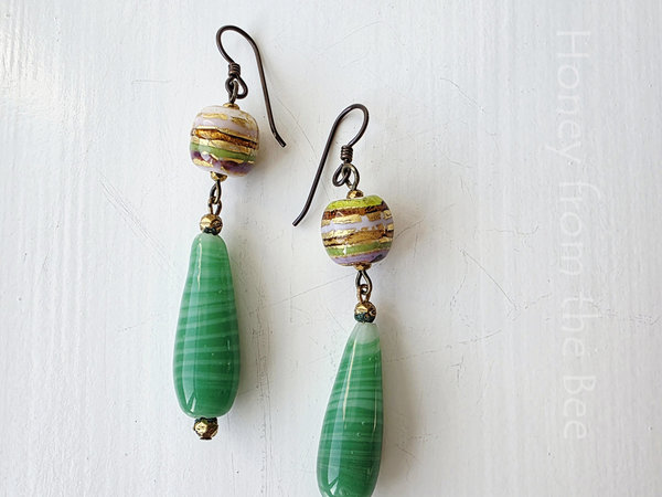 Boho style earrings in green and gold