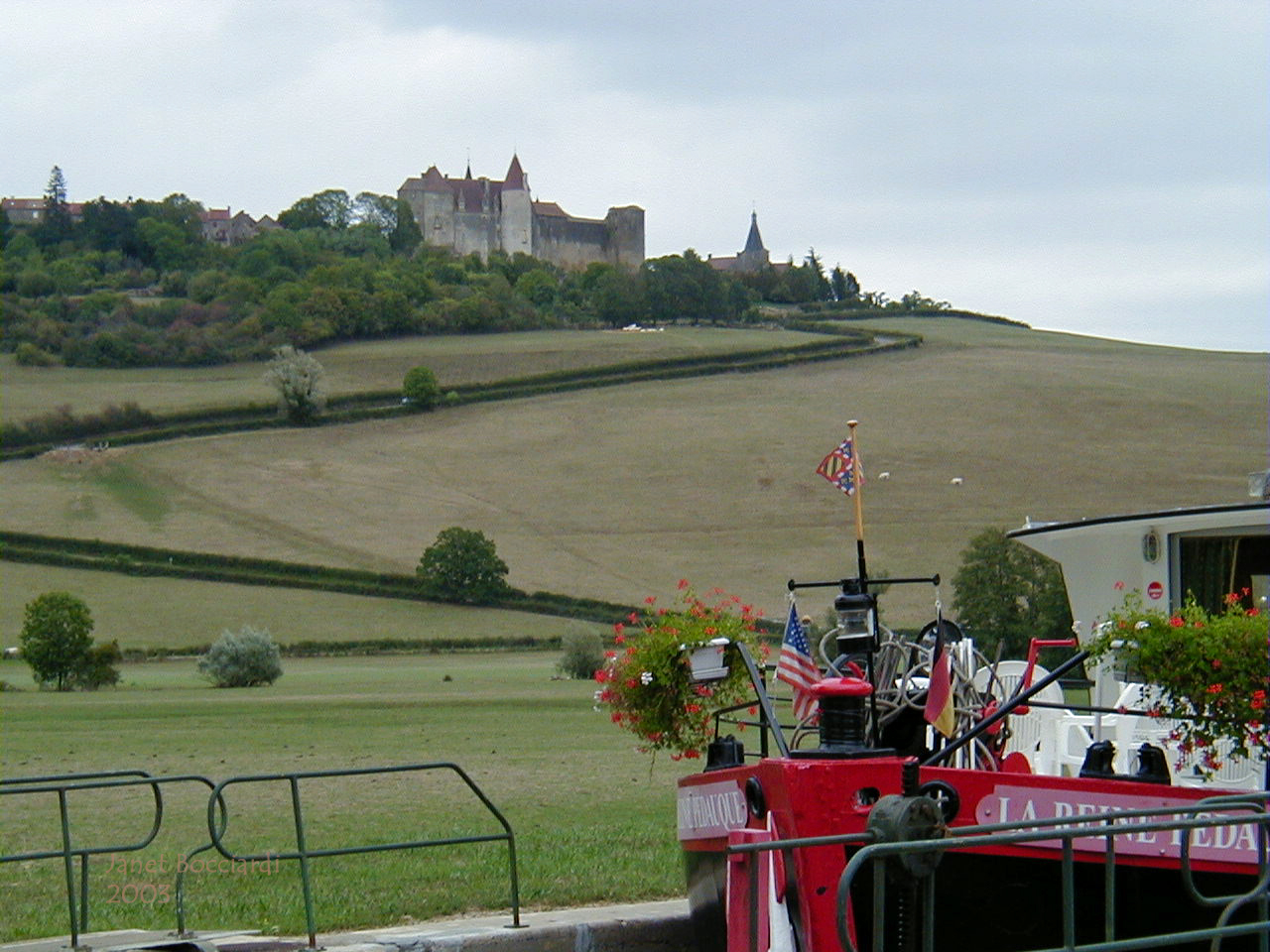 Chateau-neuf en Auxois