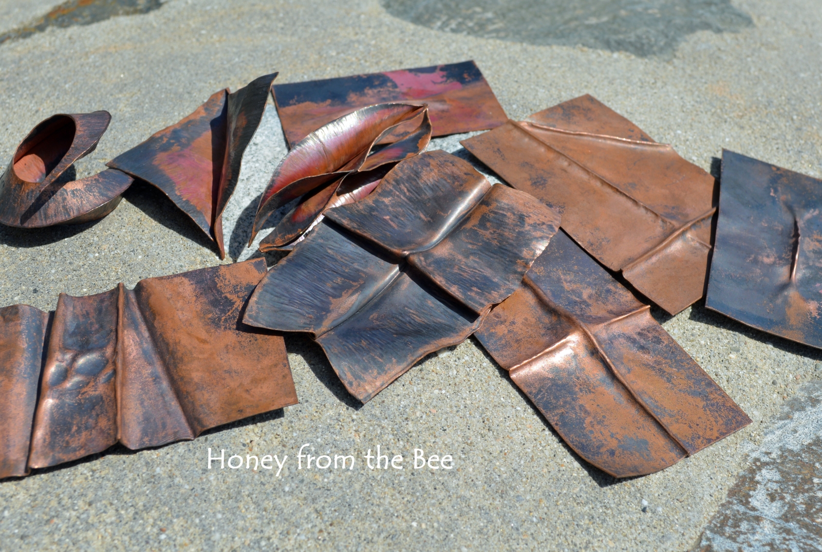 Foldformed copper samples by Honey from the Bee
