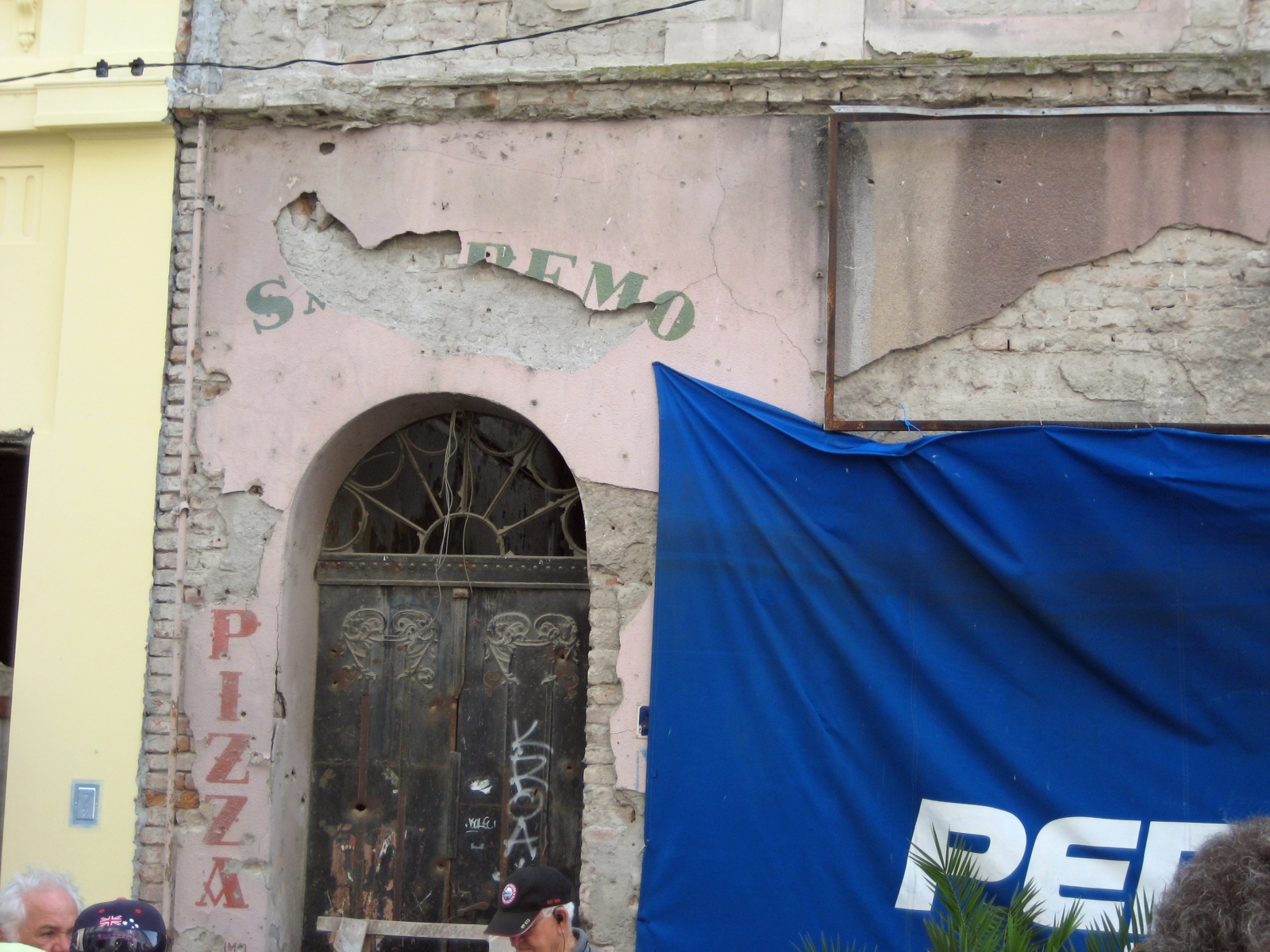 Former pizza parlour, Vukovar, Croatia