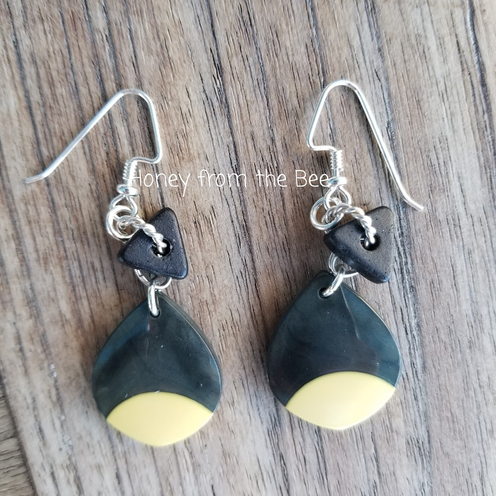 Competitive? Me? Artisan Jewelry by Bocciardi, Honey from the Bee