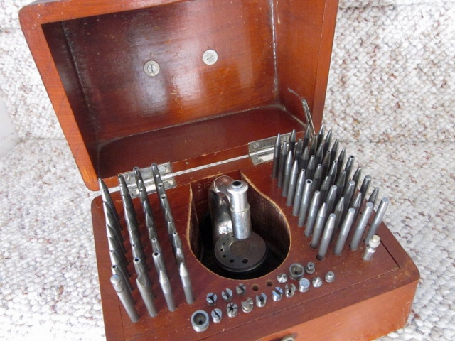 Jeweler's stake set