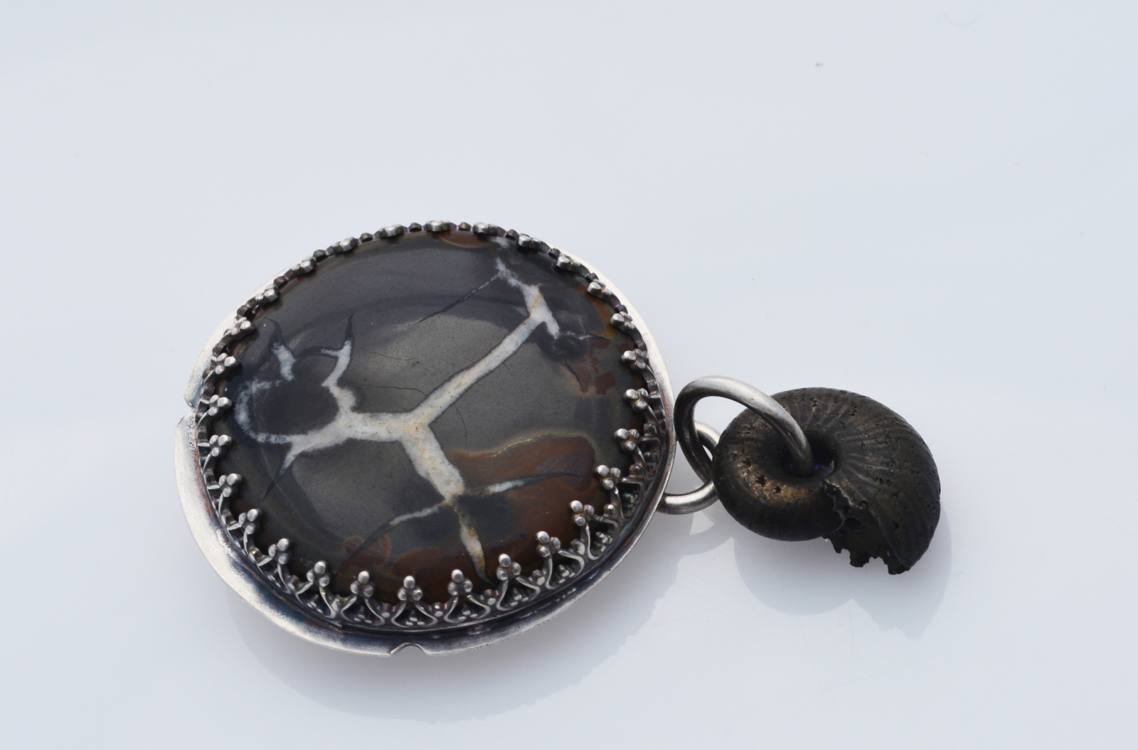 Septarian Geode brooch