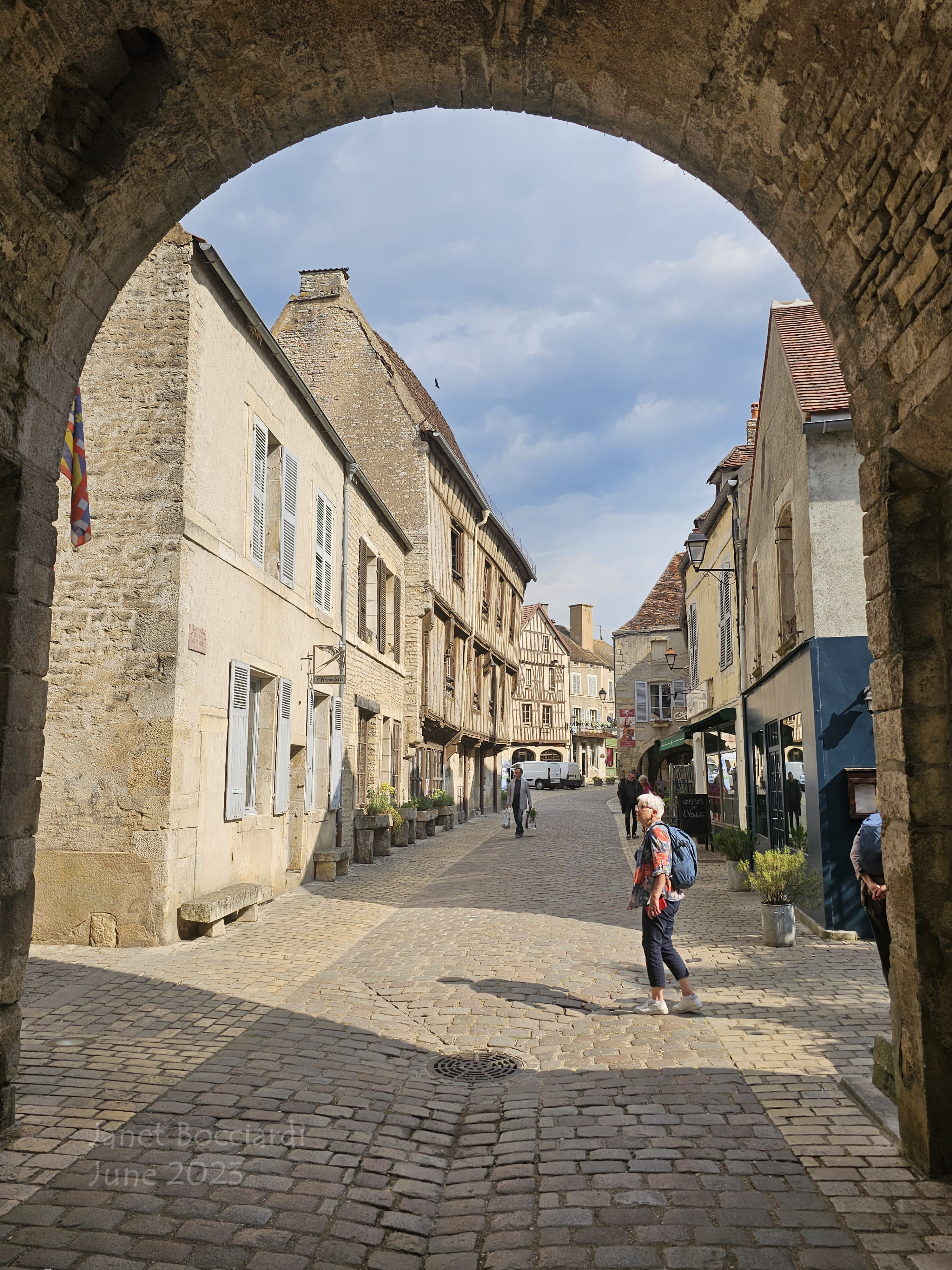 Noyers-sur-Surein