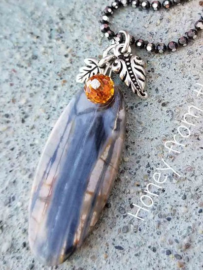 Rocky Mountains pendant
