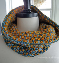 Blue and Yellow knitted cowl