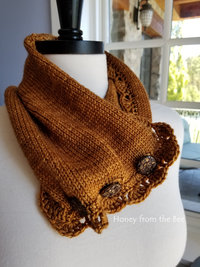 Soft handknit cowl