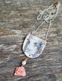 Flower garden necklace with vintage coral rose drop