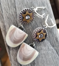 Horseshoe and star earrings