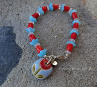 Red tulip bracelet