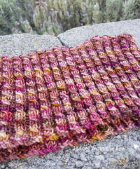Textured knit cowl