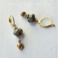 Autumn earrings in green and gold