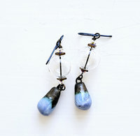 Crystal and ceramic earrings in blue and clear