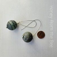 Bubble earrings in teal