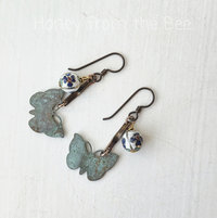 Butterfly earrings with cloissone bead