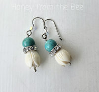 Floral earrings in turquoise and cream