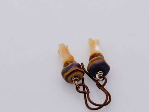 Mother of Pearl earrings with lampwork, copyright Honey from the Bee