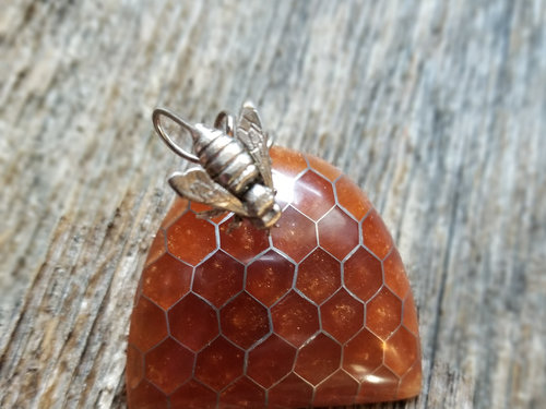 Beehive Brooch