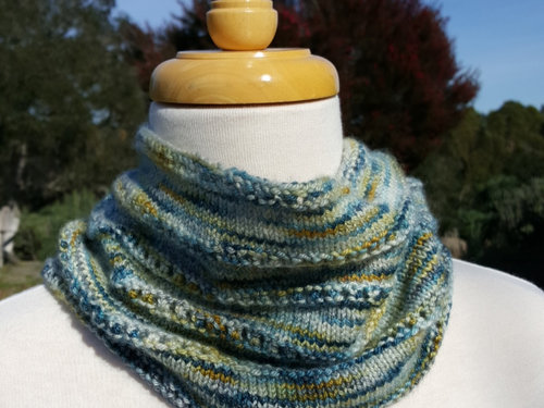 Drapey cowl