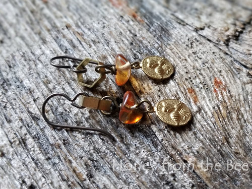 lightweight honeybee earrings