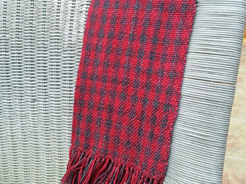 Deep Berry woven scarf in merino
