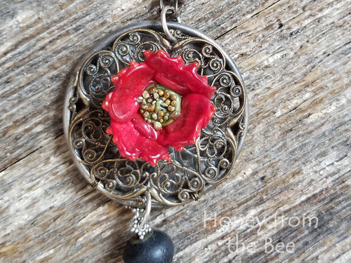 Red poppy pendant