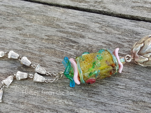 Rose artisan necklace