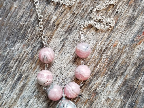 Silver and pink necklace