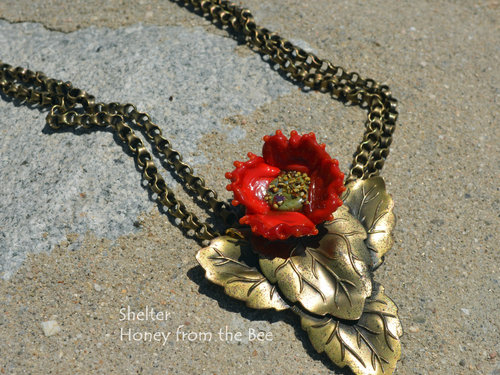 Red Poppy Necklace