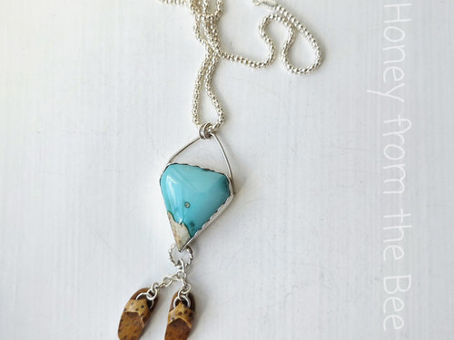 Beach necklace with blue gem turquoise