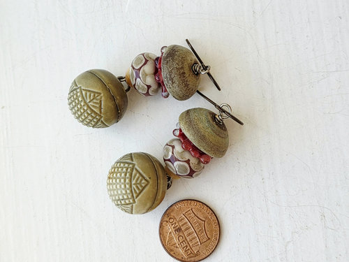 Lampwork earrings in rose and beige