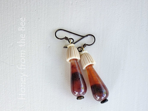 Mushroom Earrings in brown and cream