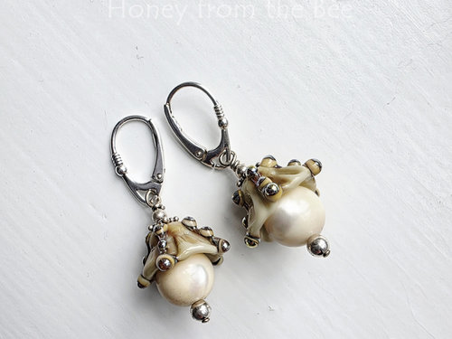 Lampwork earrings in beach theme