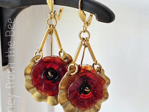 Ribbon earrings with red poppies
