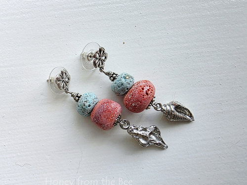 Beach earrings in orange and turquoise