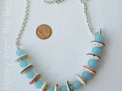 Summer necklace in blue and white