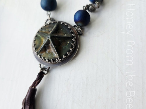 Star necklace in silver and blue