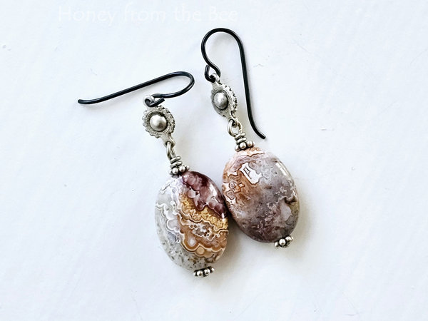 Crazy Lace Agate earrings in shades of greys and reds