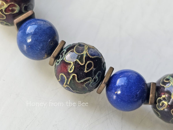 Vintage bead bracelet in red and blue